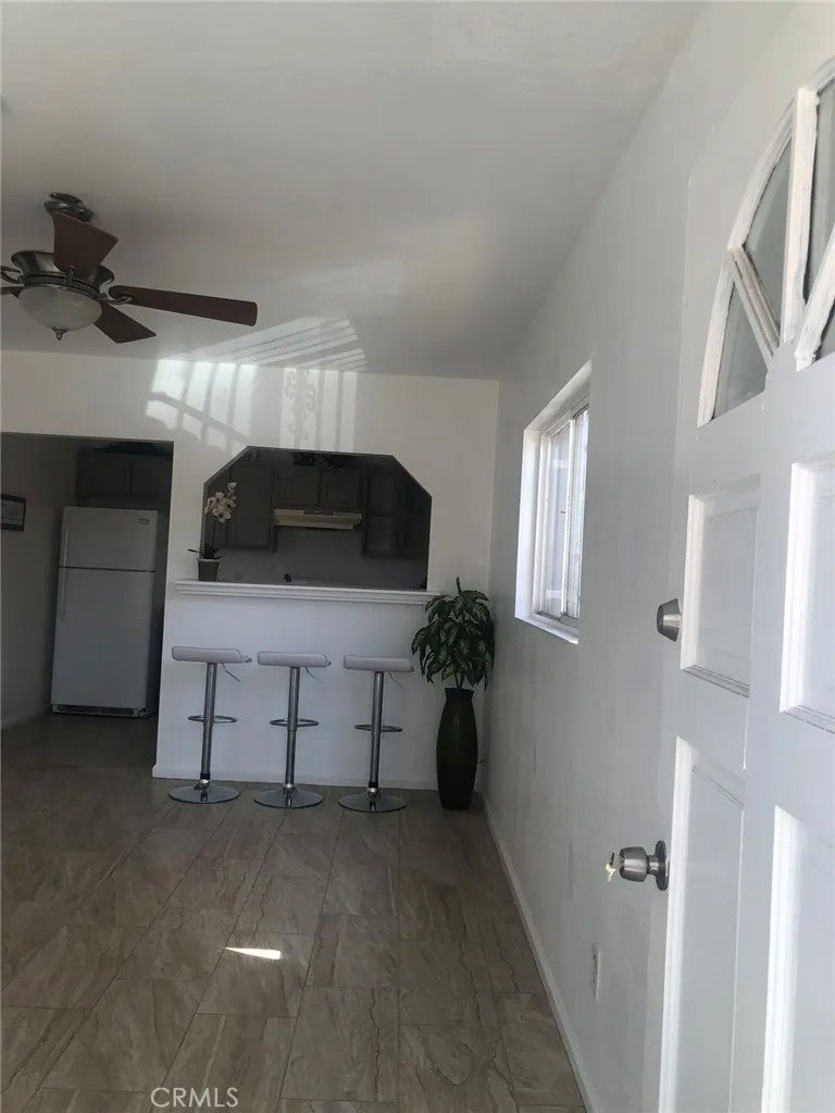 1335 E Adams