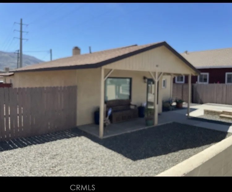402 E Ramsey