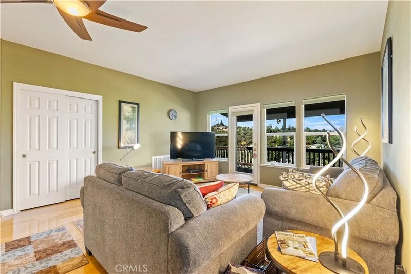 5289 Olympia Drive