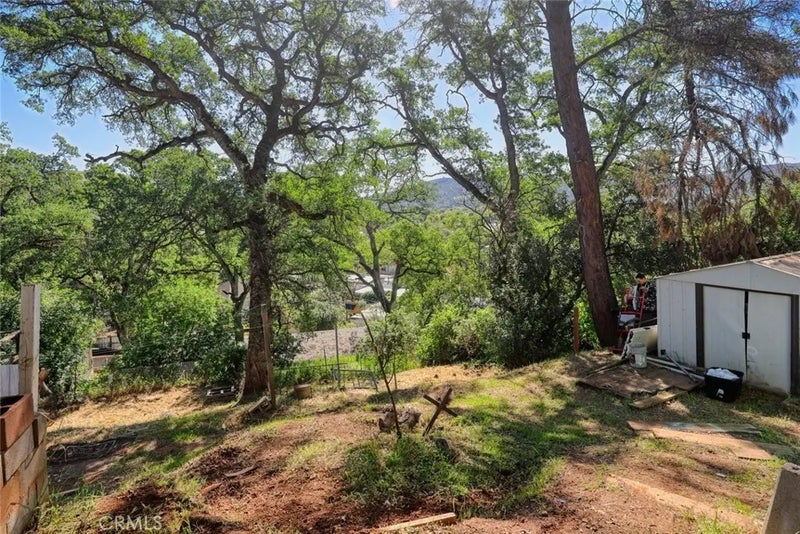 12637 Lakeview