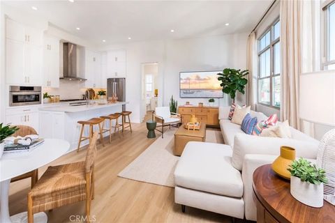 Photo of 126 Sunnyside, Irvine, CA 92618 (MLS # TR26028856)