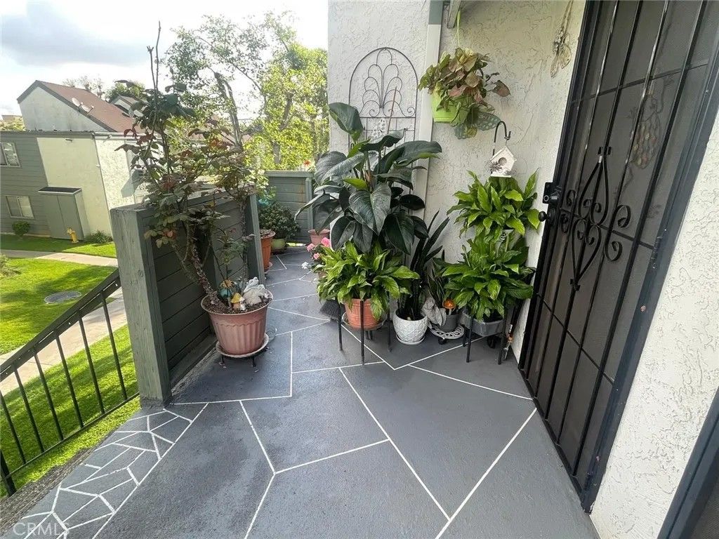 Photo of 619 Bristol #17, Santa Ana, CA 92703 (MLS # PW26070339)