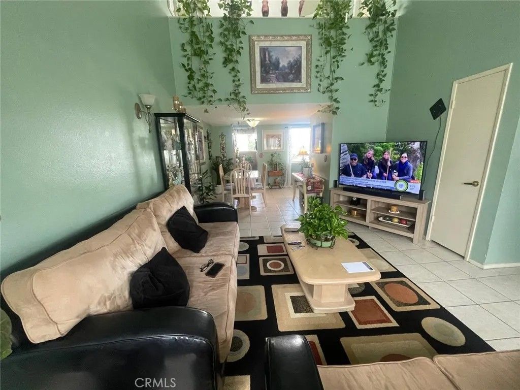 Photo of 619 Bristol #17, Santa Ana, CA 92703 (MLS # PW26070339)