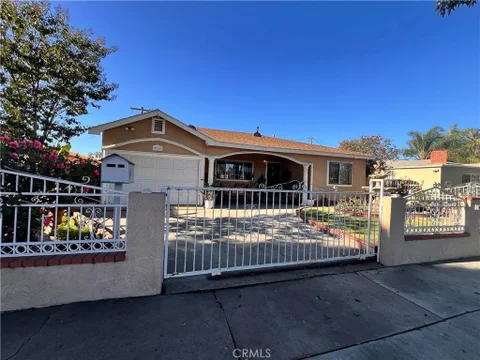 4815 Olanda St, Lynwood, CA 90262 - #: DW26192656