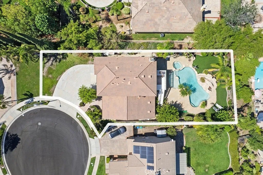 135 Custer Circle