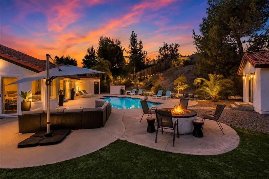 Photo of 5006 Sunrose Court, Oceanside, CA 92056 (MLS # SW26070906)