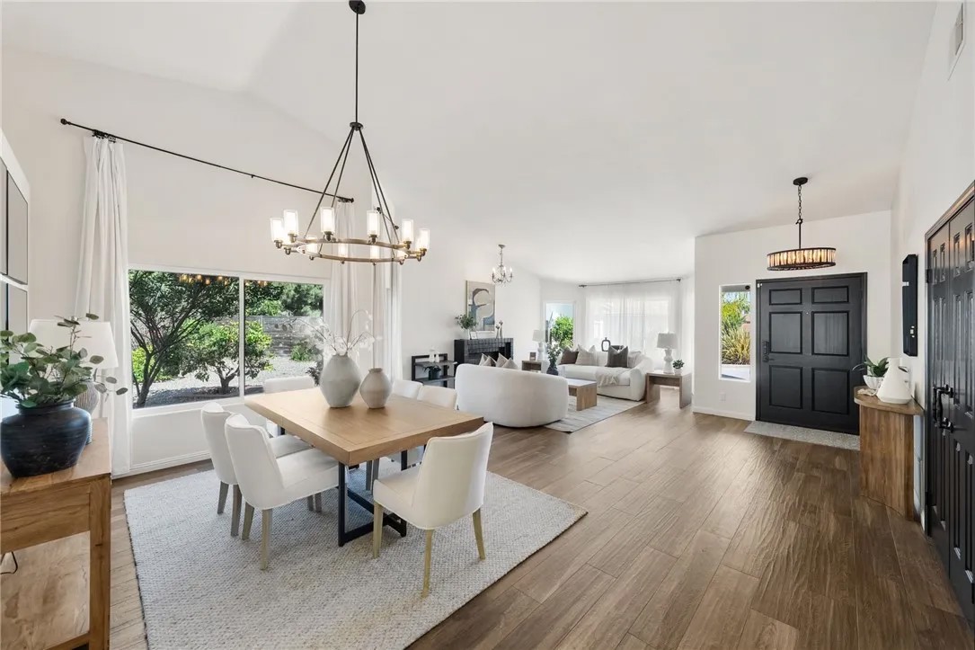5006 Sunrose Court