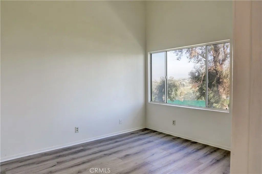 Photo of 21309 Eucalyptus Way, Newhall, CA 91321 (MLS # SR26054898)