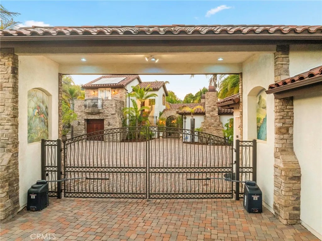 44915 Palladian Court