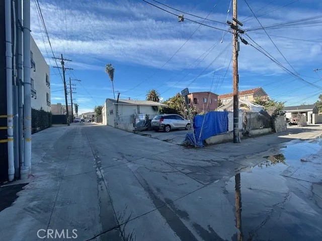 830 S Record Avenue