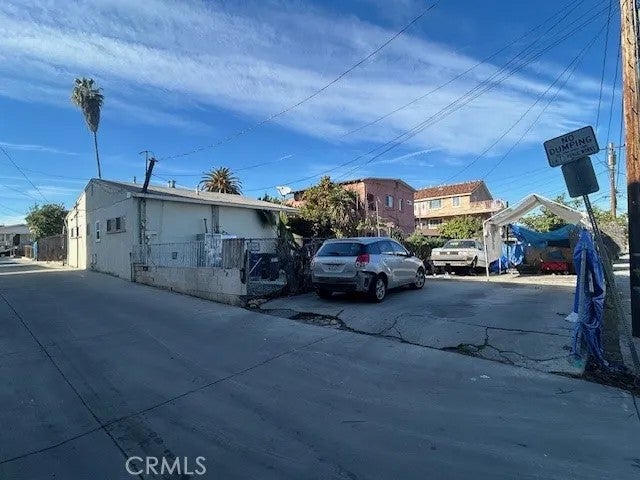 830 S Record Avenue