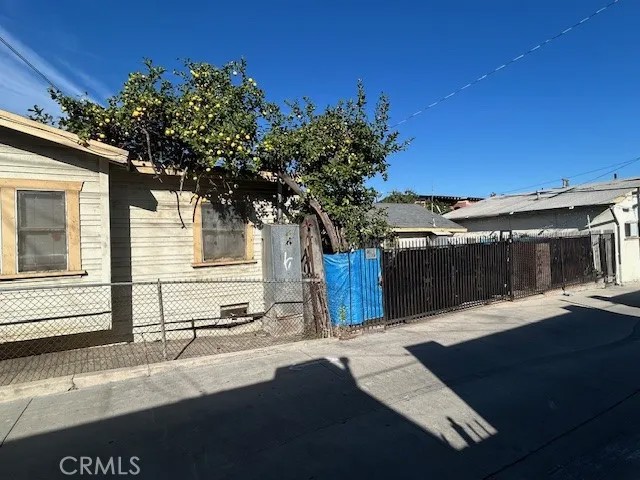 830 S Record Avenue