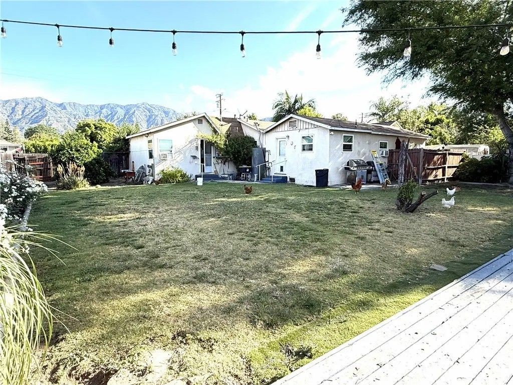 Photo of 128 Los Angeles, Monrovia, CA 91016 (MLS # AR26068432)