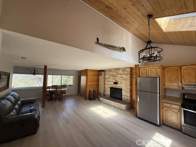 33190 Holcomb Creek Drive