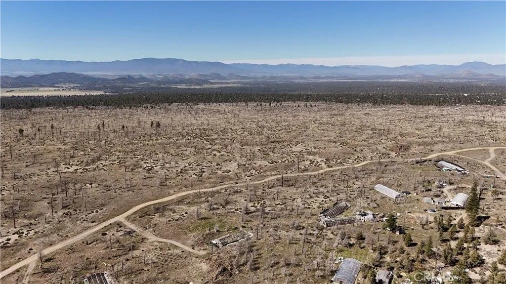 Photo of 35 Blk 43 Lot 35 Heinzelman Dr, Montague, CA 96064 (MLS # SN26065381)