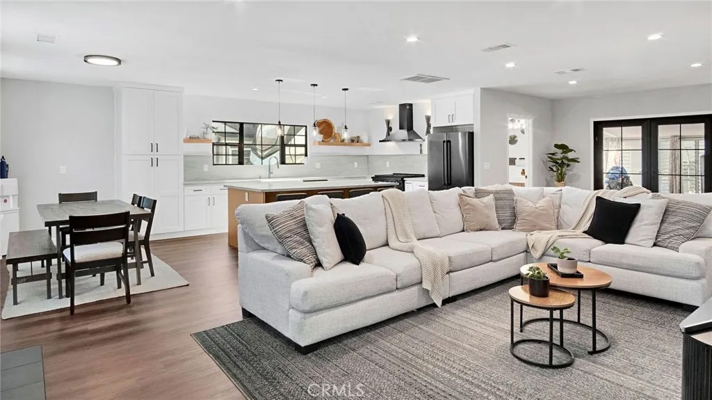 15129 La Forge Street