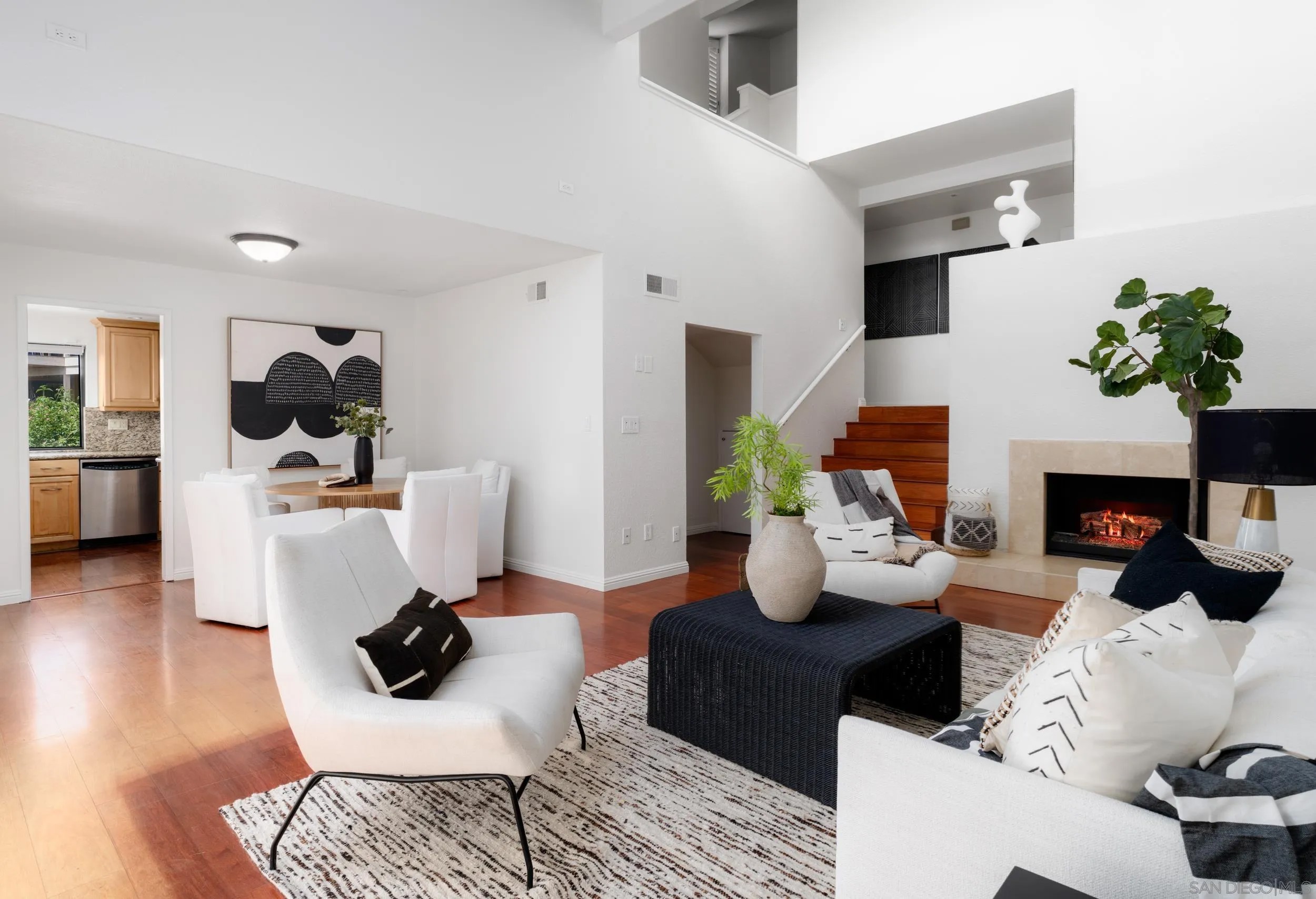 2575 Caminito Muirfield