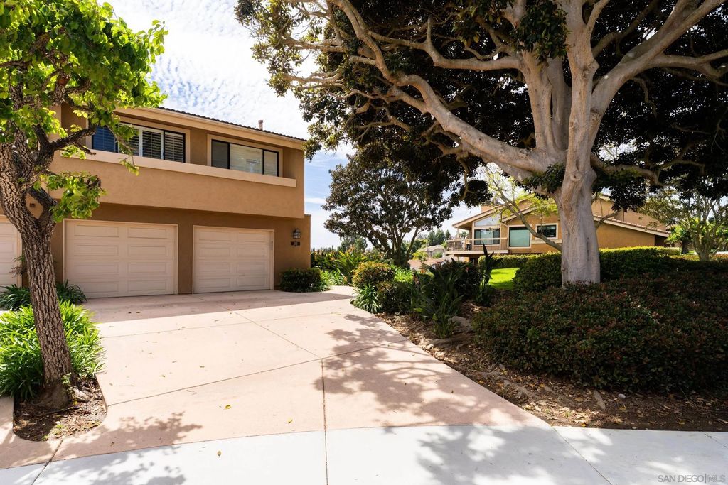 Photo of 2575 Caminito Muirfield, San Diego, CA 92037 (MLS # 260008002)