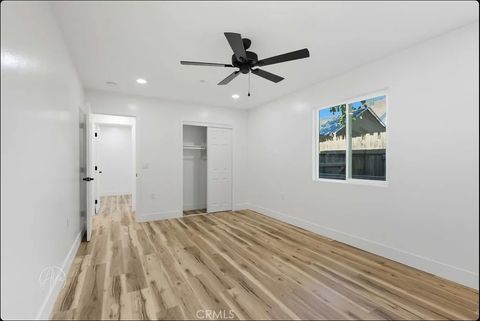 Tiny photo for 2207 Verde Street, Bakersfield, CA 93304 (MLS # SR25238643)