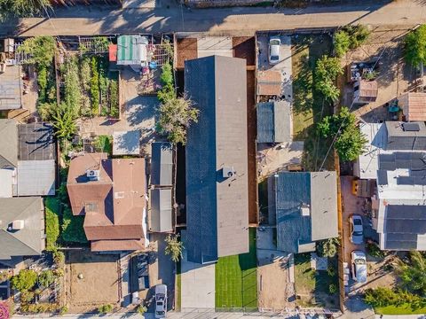 Tiny photo for 2207 Verde Street, Bakersfield, CA 93304 (MLS # SR25238643)