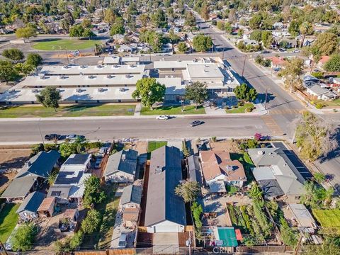 Tiny photo for 2207 Verde Street, Bakersfield, CA 93304 (MLS # SR25238643)