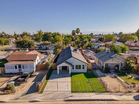 Tiny photo for 2207 Verde Street, Bakersfield, CA 93304 (MLS # SR25238643)