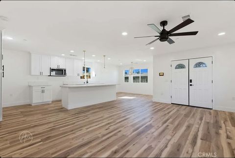 Tiny photo for 2207 Verde Street, Bakersfield, CA 93304 (MLS # SR25238643)