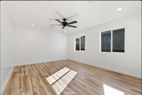 Tiny photo for 2207 Verde Street, Bakersfield, CA 93304 (MLS # SR25238643)