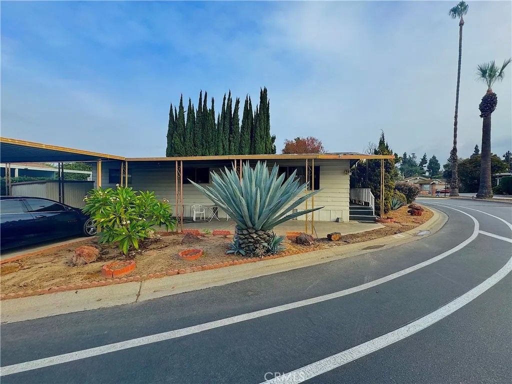 Photo of 901 6th Ave #9, Hacienda Heights, CA 91745 (MLS # PW26010958)