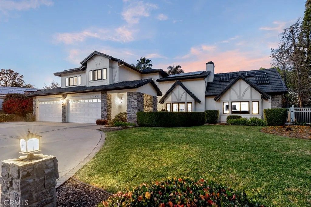 Photo of 1190 Dexter Pl, Escondido, CA 92029 (MLS # OC26014968)