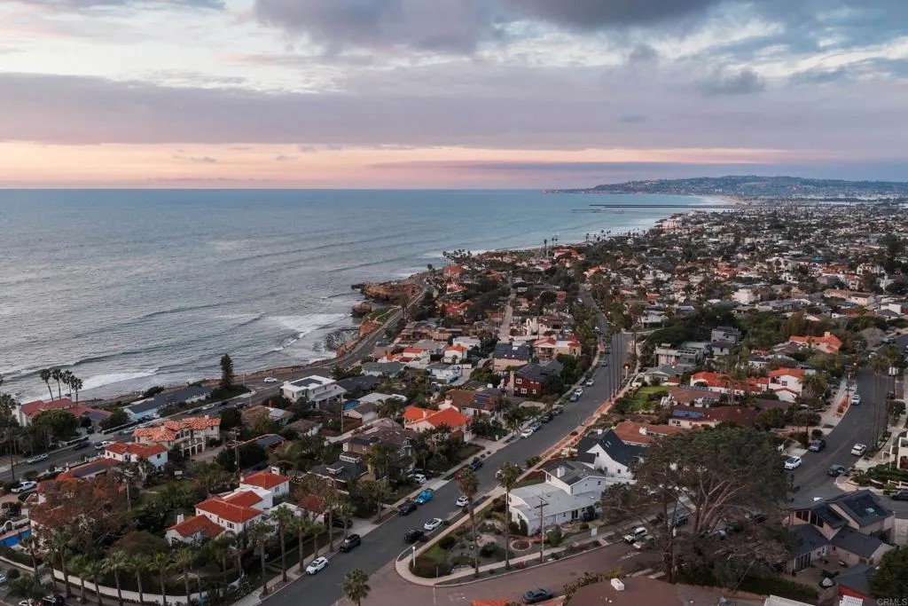 1011 Devonshire Drive