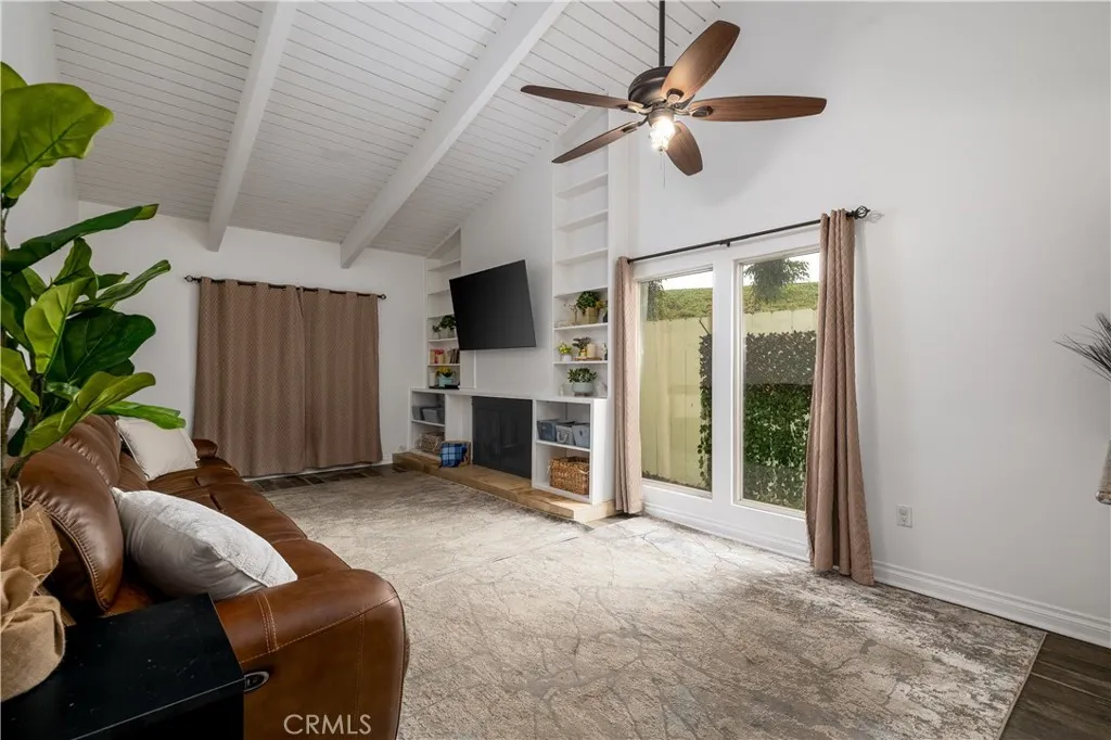 3274 Loma Riviera Drive