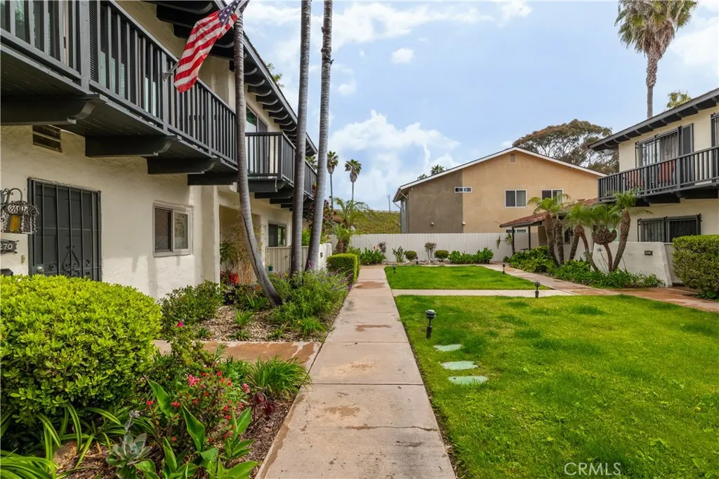 3274 Loma Riviera Drive