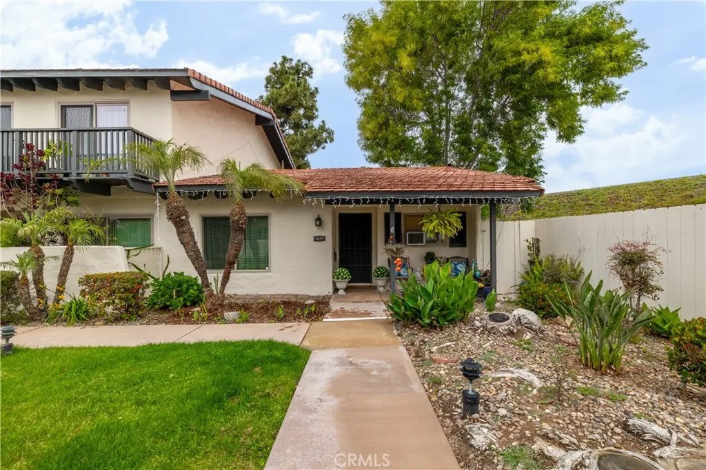 3274 Loma Riviera Drive