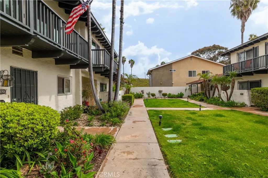 3274 Loma Riviera Drive