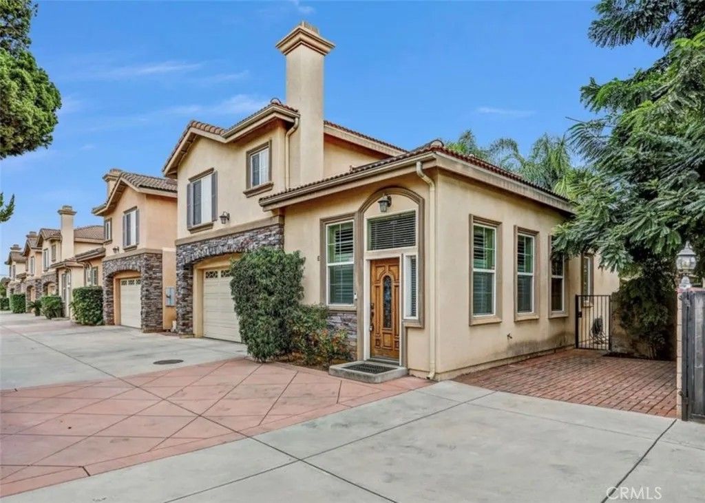 Photo of 5517 Welland Ave #unit E, Temple City, CA 91780 (MLS # AR25278097)