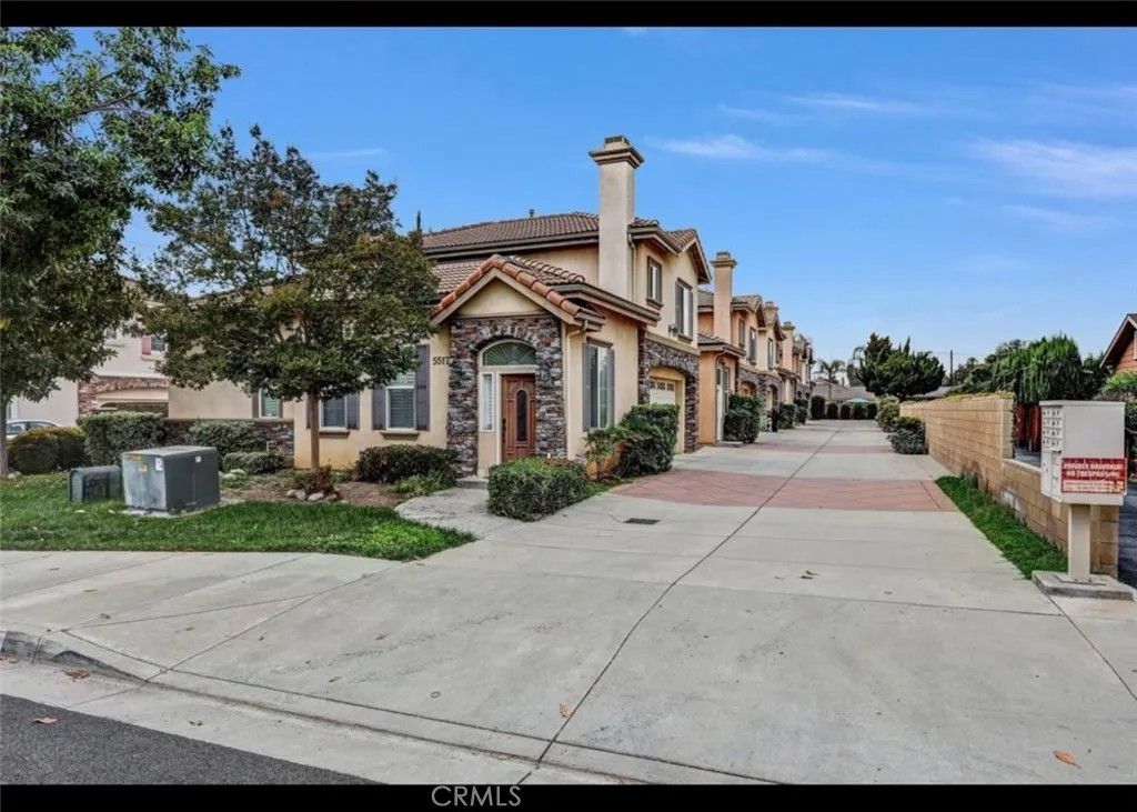 Photo of 5517 Welland Ave #unit E, Temple City, CA 91780 (MLS # AR25278097)