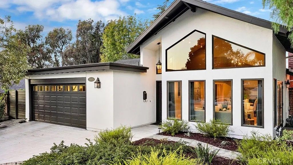 Photo of 28085 Via Del Cerro, San Juan Capistrano, CA 92675 (MLS # OC26013412)