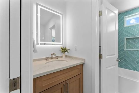 Tiny photo for 4654 Lisann Street, Clairemont, CA 92117 (MLS # NDP2510640)