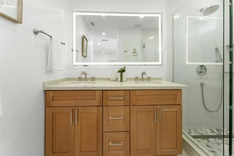 Tiny photo for 4654 Lisann Street, Clairemont, CA 92117 (MLS # NDP2510640)