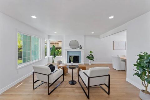 Tiny photo for 4654 Lisann Street, Clairemont, CA 92117 (MLS # NDP2510640)