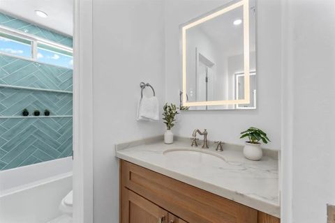 Tiny photo for 4654 Lisann Street, Clairemont, CA 92117 (MLS # NDP2510640)