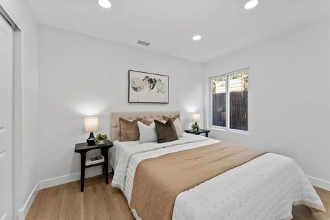 Tiny photo for 4654 Lisann Street, Clairemont, CA 92117 (MLS # NDP2510640)