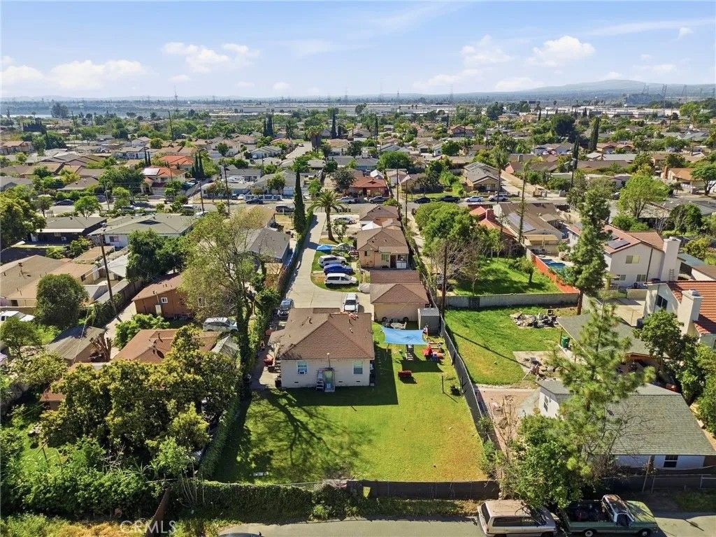 Photo of 4520 Walnut Street, Baldwin Park, CA 91706 (MLS # SR26045296)