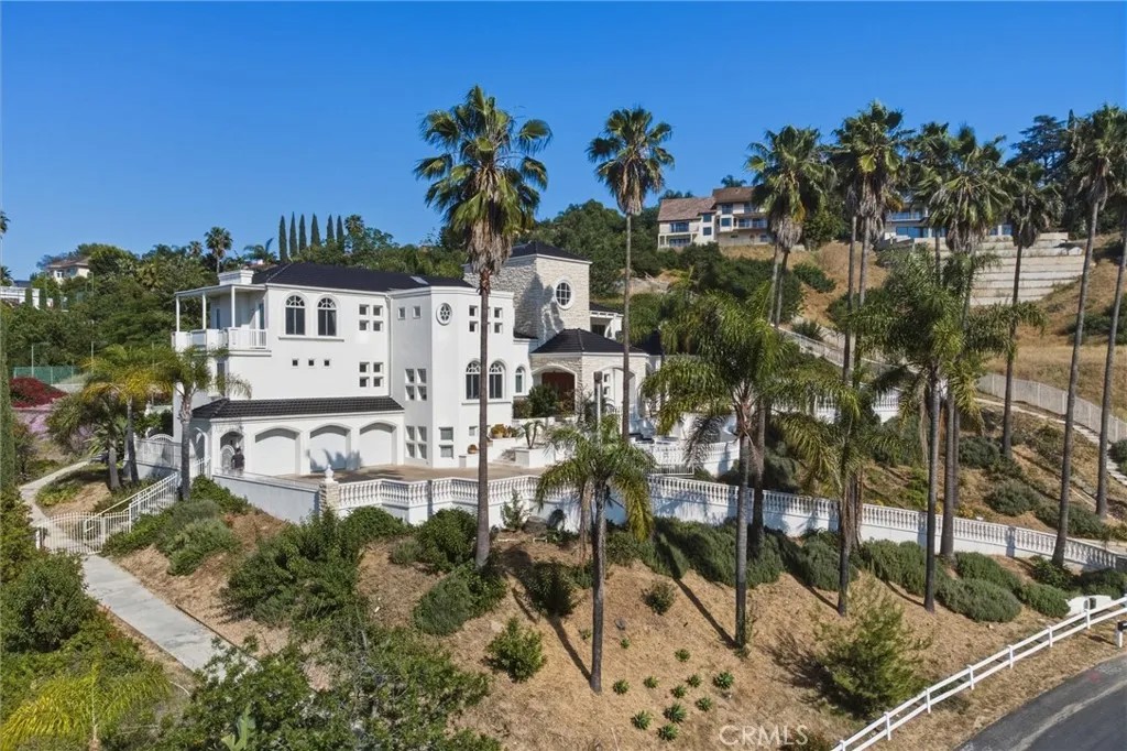 2740 Shadow Canyon