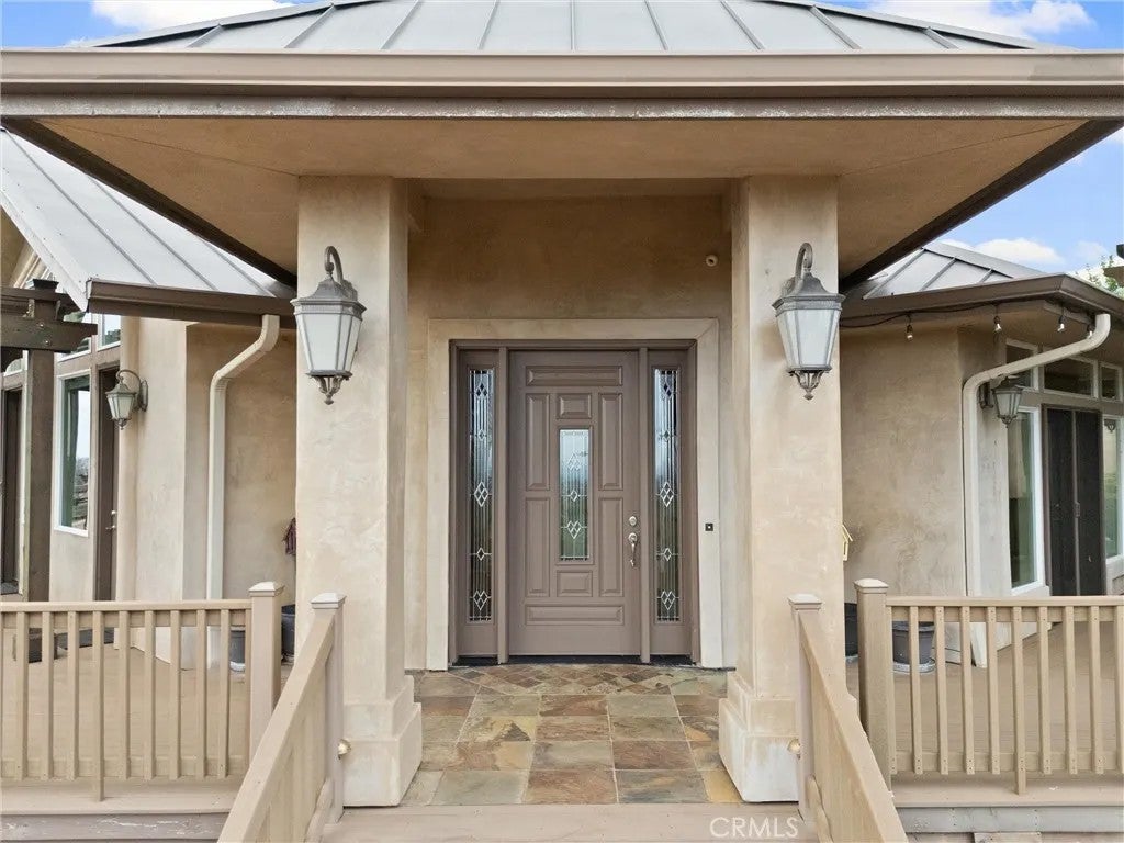 8120 Cohasset