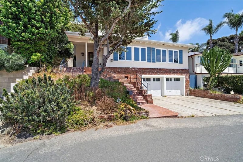 459 Hilledge Drive