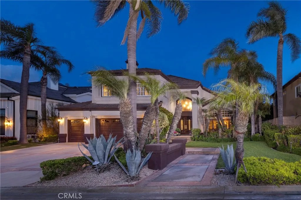 6592 Silverspur Lane