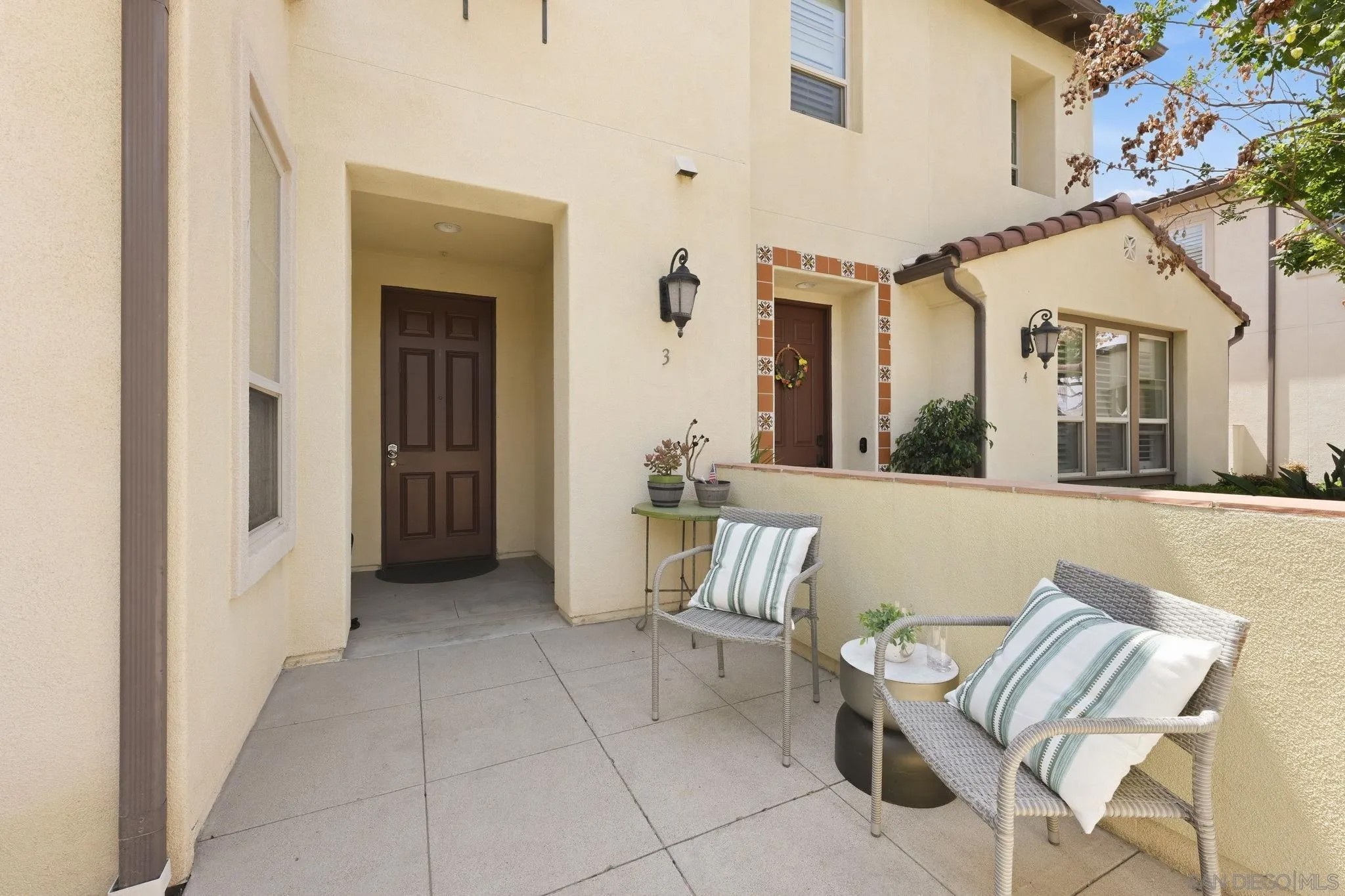 2221 Capistrano Way 3