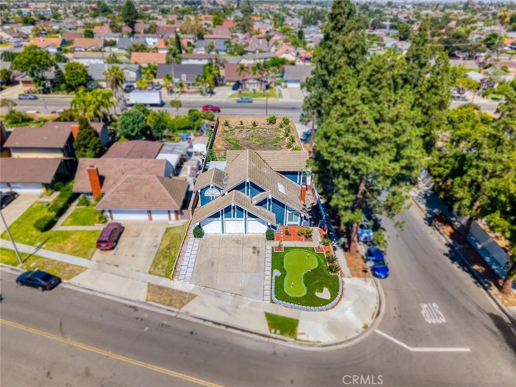 105 S Milton